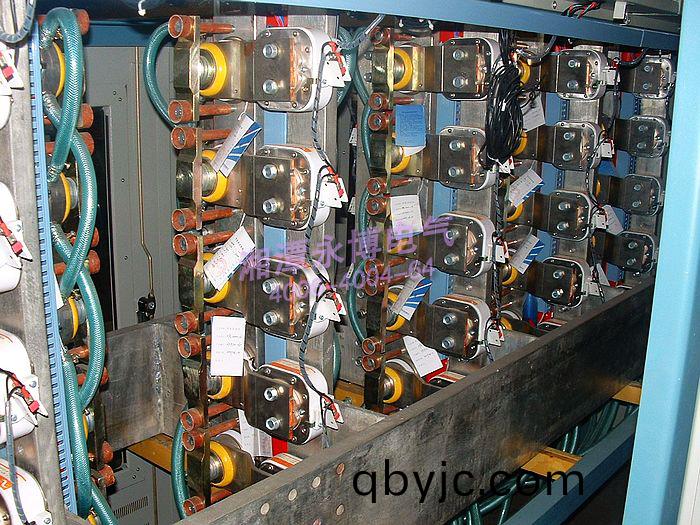 <b>工(gong)業(ye)用電(dian)力(li)整流器</b>